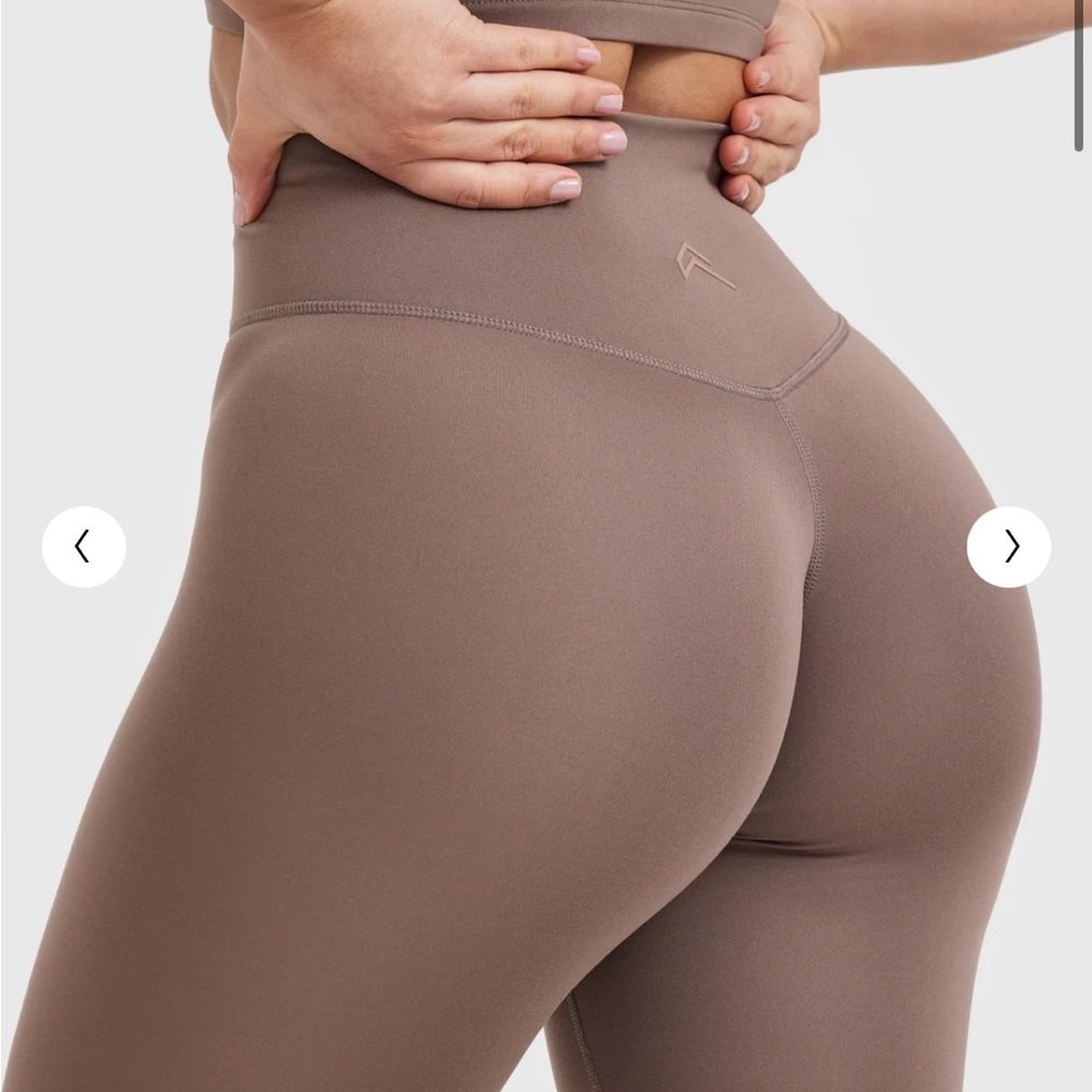 NWOT ONER Active Timeless high waisted leggings size Medium